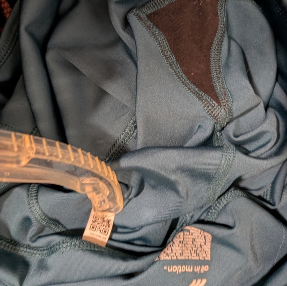 All In Motion  Leggings Pre Own Size Xl - Picture 7 of 8